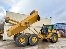 BELL B25E / 2019 BJ / 6.717 H / Heckklappe