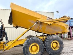 BELL B25E / 2019 BJ / 6.717 H / Heckklappe