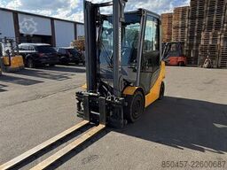Jungheinrich TFG 425s 4v/ 2984h