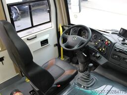 Mercedes-Benz Atego 1725 4x4 Passenger Bus