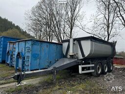 Carnehl asphalt trailer