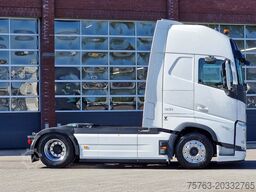Volvo FH 13.500 Globetrotter XL 4x2 - NEW - Full spec...