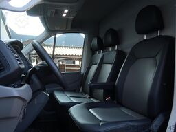 VW Crafter 35 2.0 TDI L3H2 AUT/ LED/ CAMERA/ ACC/ ...