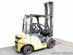 Hyundai 25D-9