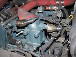 Hyundai 25D-9