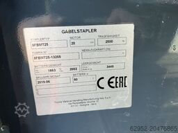 Toyota 8 FBMT 25 / 680 h!