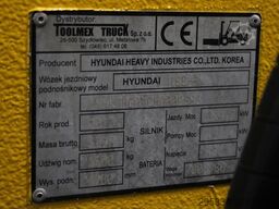 Hyundai 16 B-9