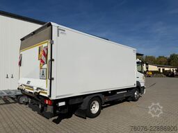 MERCEDES-BENZ 818 L 5 m Koffer LBW 1t 2,5 t NL Klima 2 xKamera