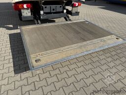 MERCEDES-BENZ 818 L 5 m Koffer LBW 1t 2,5 t NL Klima 2 xKamera