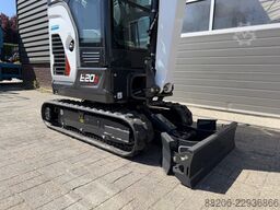 BOBCAT E20 z minigraver binnendraaier NIEUW €490 LEASE