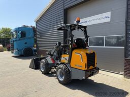 GIANT G2300 HD minishovel NIEUW pro-inching
