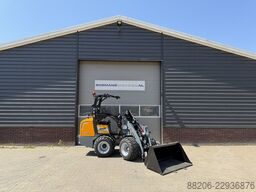 GIANT G2300 HD minishovel NIEUW pro-inching