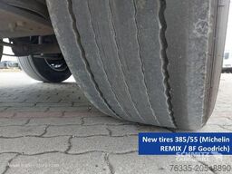 Schmitz Cargobull Curtainsider Mega