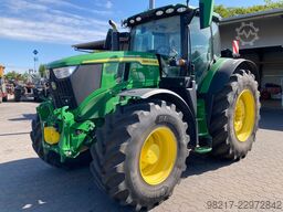 John Deere 6R215