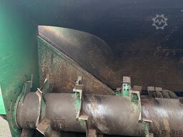 Compost Systems TracTurn