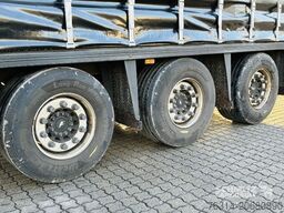 Schmitz Cargobull Curtainsider Mega Getränke