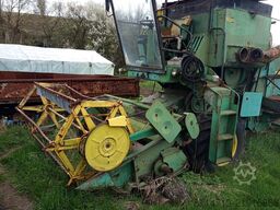 John Deere 925