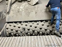 BMH TYRANNOSAURUS 9904