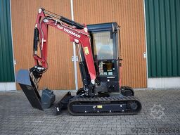Yanmar SV22 mit Löffelpaket