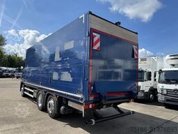 MERCEDES-BENZ ANTOS 2548 L Getränkekoffer 7,7 m LBW 2 T*LENK