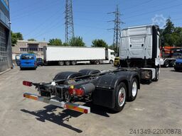 MERCEDES-BENZ Actros 2548 6x2