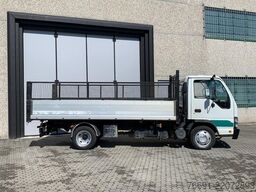 Isuzu NPR 35