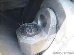 Mikron HSM 400U 5-Axis (Graphite Mill)