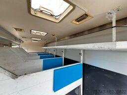 MERCEDES-BENZ 1524 7 Pferde mit Wohnung u. Dusche