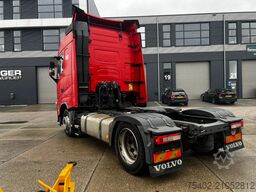 Volvo FH 13.420 Globetrotter / Mega / 2x Tank