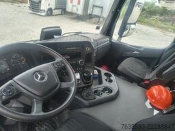 Mercedes-Benz Arocs 8x8 Euro 6