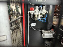 AMADA LC-2415 Alpha IV NT mit Be- Entladung