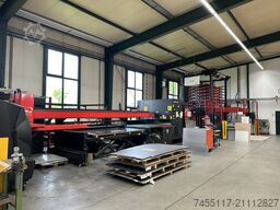 AMADA LC-2415 Alpha IV NT mit Be- Entladung