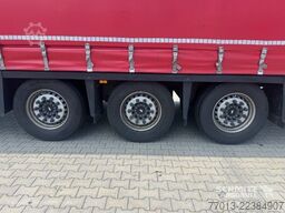 Schmitz Cargobull Curtainsider Mega