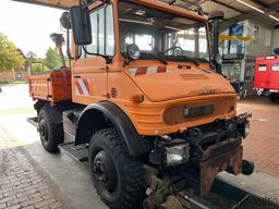 Mercedes-Benz Unimog U900