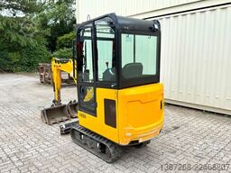 JCB 15C-1 / 825 H /  3 x Löffel / Kabine