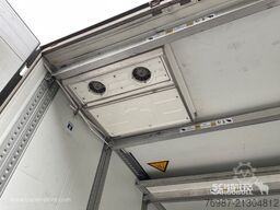 Schmitz Cargobull Tiefkühler Multitemp Doppelstock Trennwand