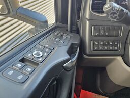 Scania S770 8x4/4 / 180.000 KG / HYDRAULIC