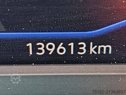 VOLKSWAGEN TRANSPORTER 2.0 TDI L2H1 BULLI Cockpit !