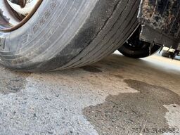 SCHMITZ CARGOBULL SCB*S3T *  * HUBDACH * LIFTACHSE * VOLUMEN*