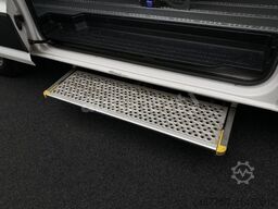 VOLKSWAGEN Crafter 35 TDI *9-SITZE* KAMERA+STANDHZG (8895)