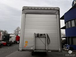 SCHMITZ CARGOBULL SCS 24/L - 13.62 E B Lift Getränke