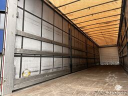 SCHMITZ CARGOBULL SCS 24/L - 13.62 E B Lift Getränke