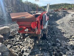 Sandvik UJ440i crusher w/ side conveyor and magnet