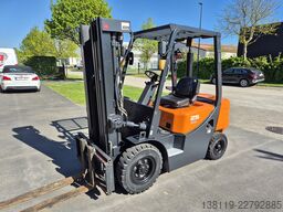 DOOSAN D25