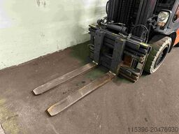 Toyota 02-8FGF30 - TRIPLEX 5,5 m