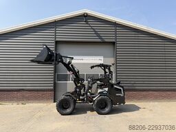 GIANT G2700 X-TRA HD+ minishovel NIEUW BLACK EDITION tandempomp - giekvering enz