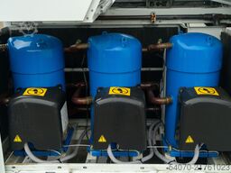 Used Industrial Chiller Carrier - 367 kW - 2008 yom