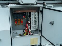 Used Industrial Chiller Carrier - 367 kW - 2008 yom