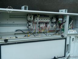 Used Industrial Chiller Carrier - 367 kW - 2008 yom