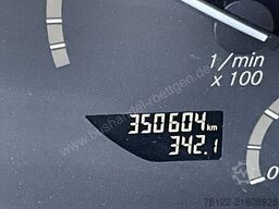 Mercedes-Benz Tourismo 16 RHD